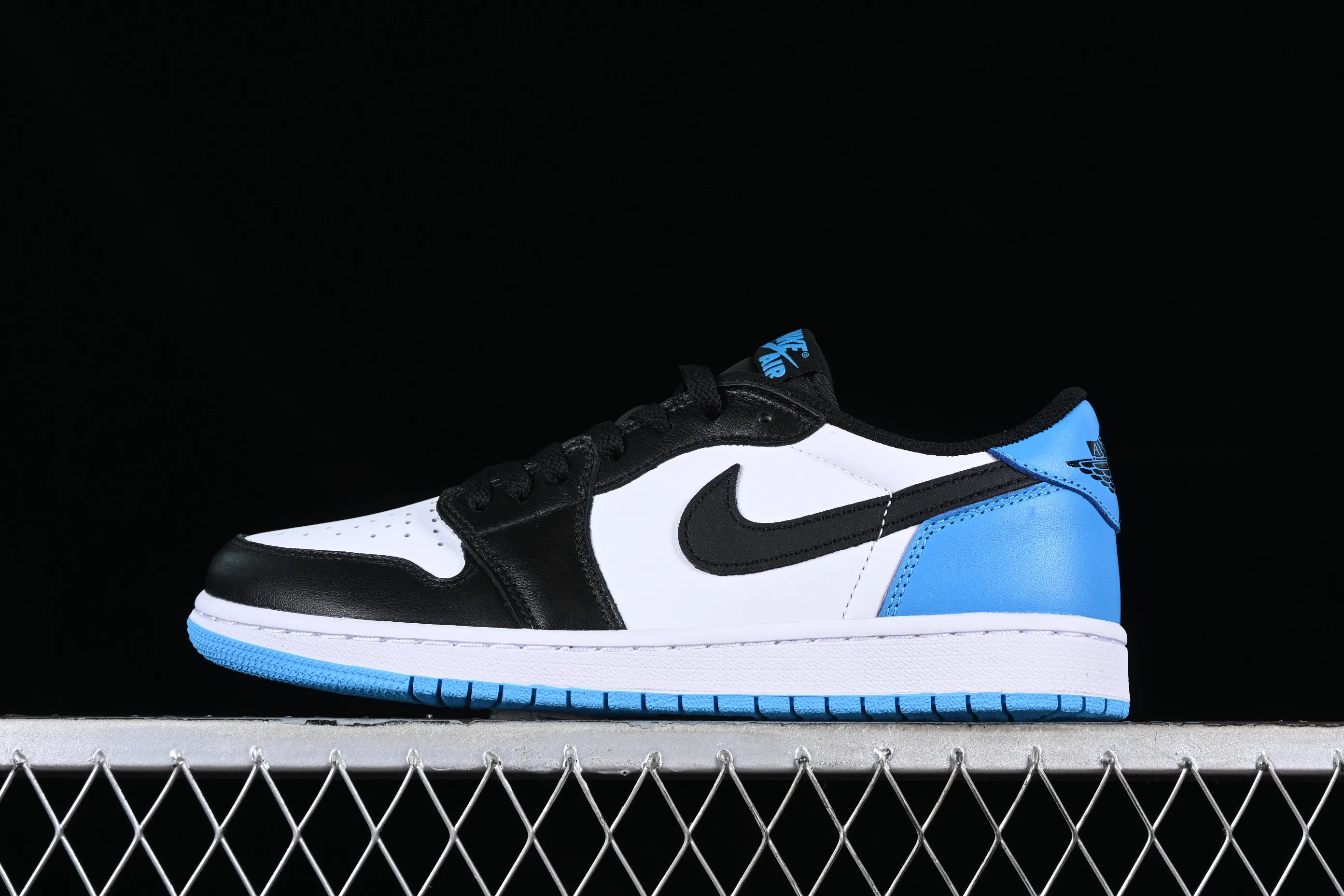 All categories Air Jordan Jordan series basketball shoes Air Jordan 1 Low G version pure original Air Jordan 1 Low OG "UNC" AJ1 Joe 1 blue and white low-top basketball shoes CZ0790-104